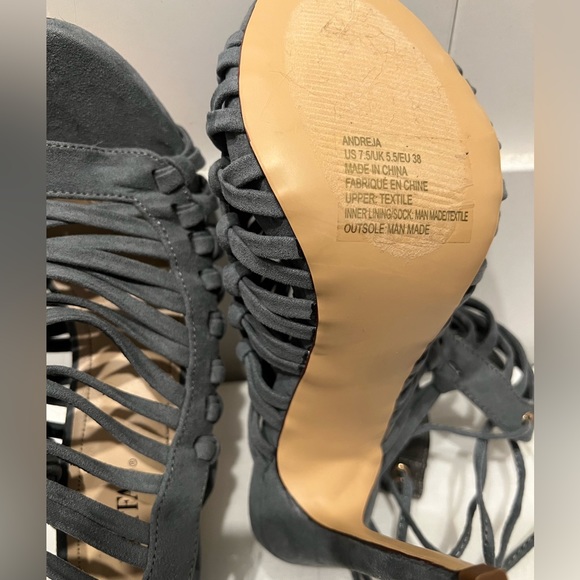 Justfab 5” heels - Picture 2 of 2